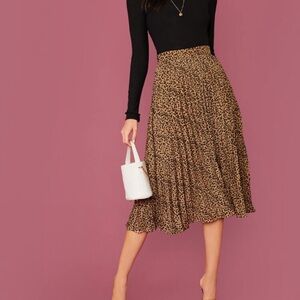 Leopard Print Midi Skirt